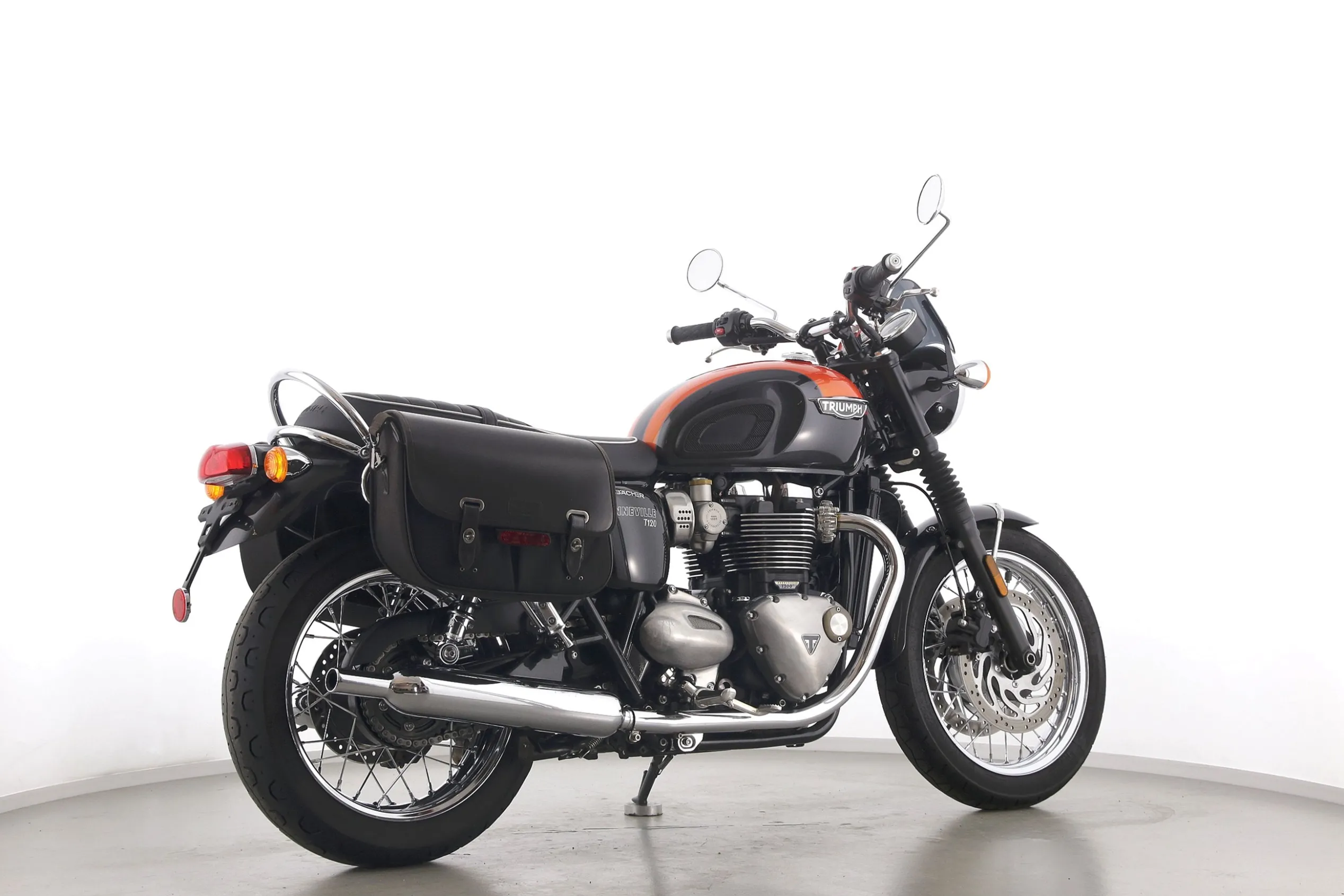 BONNEVILLE T120