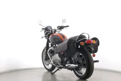 BONNEVILLE T120