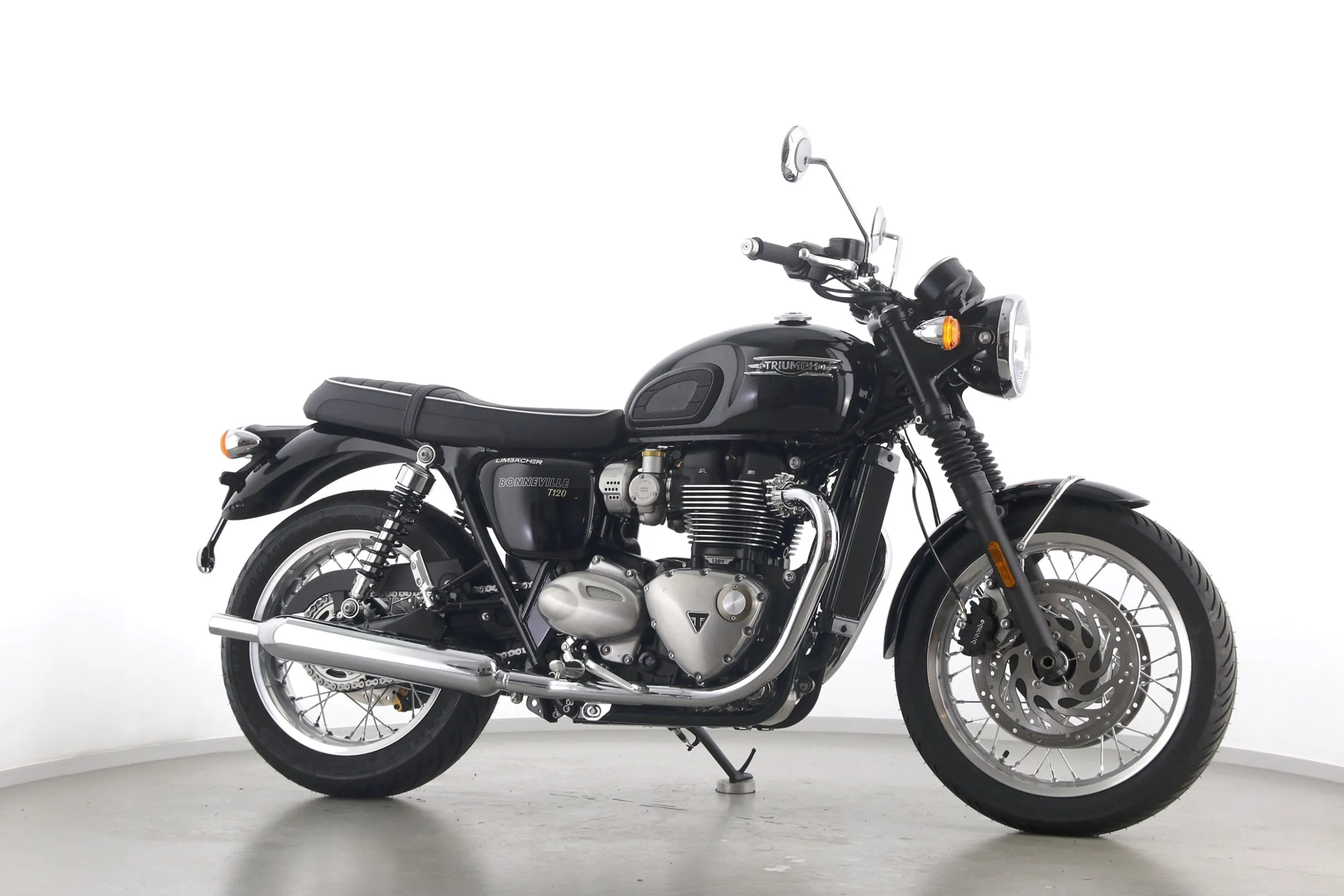 BONNEVILLE T120 JET BLACK