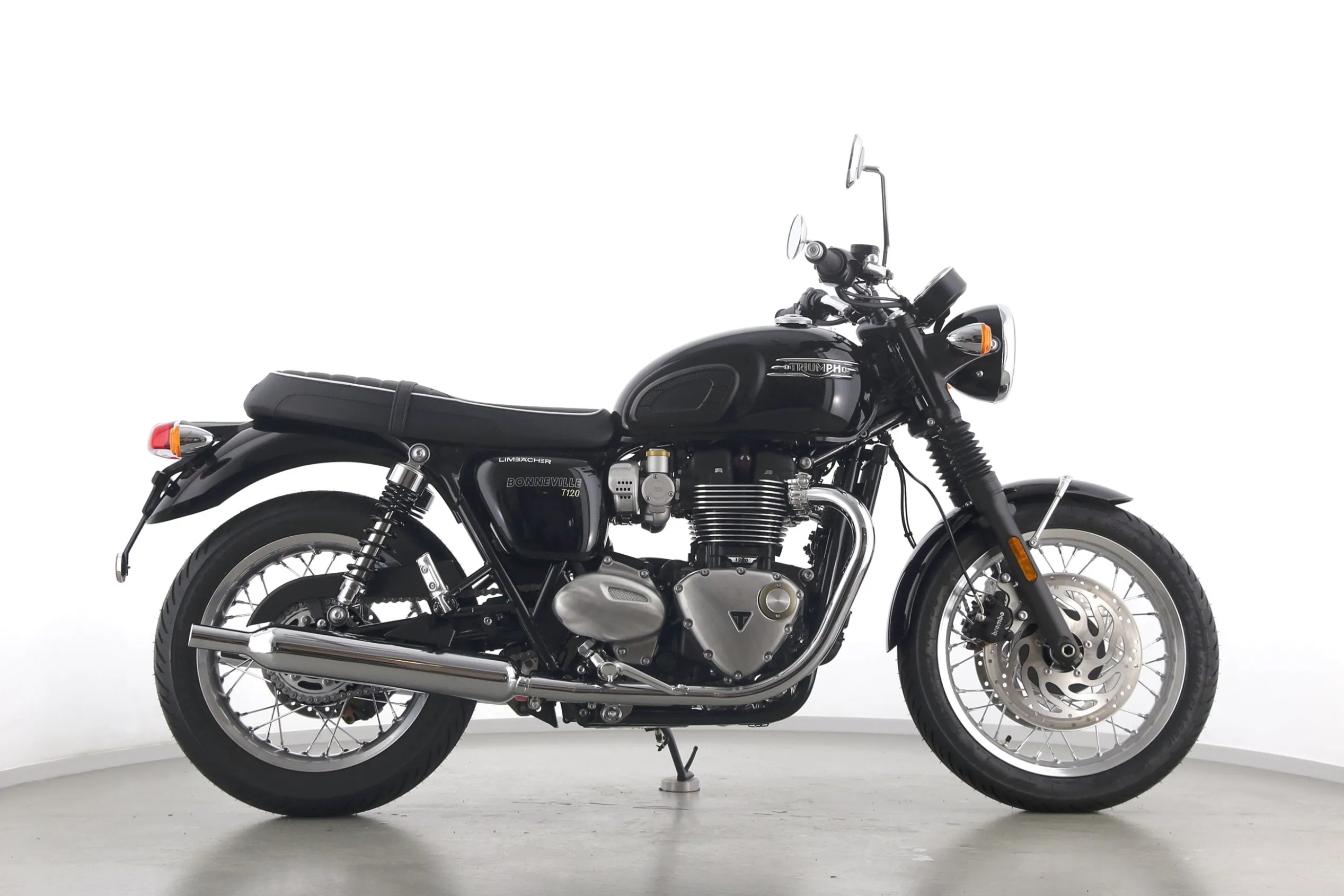 BONNEVILLE T120 JET BLACK