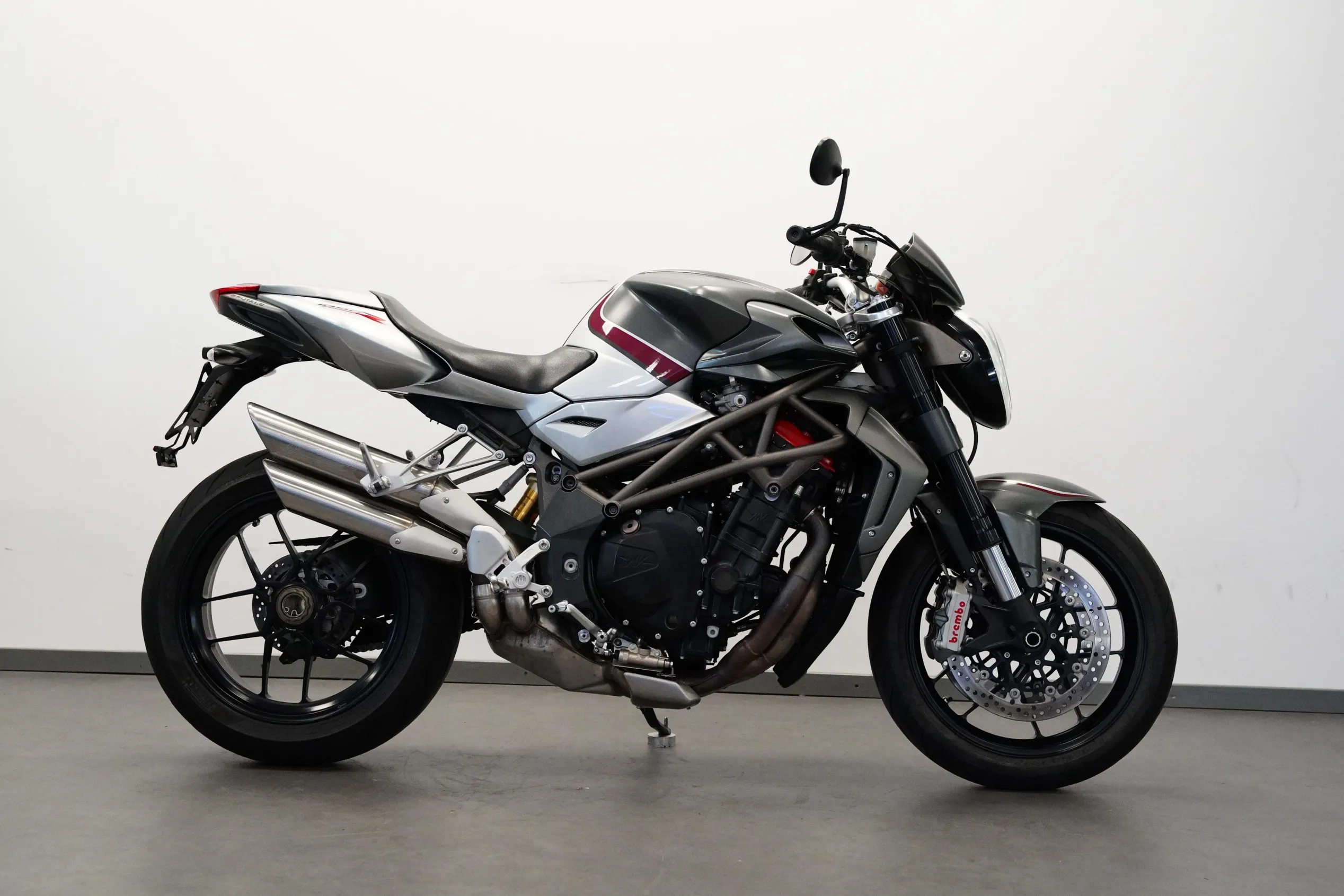 BRUTALE 1090 RR