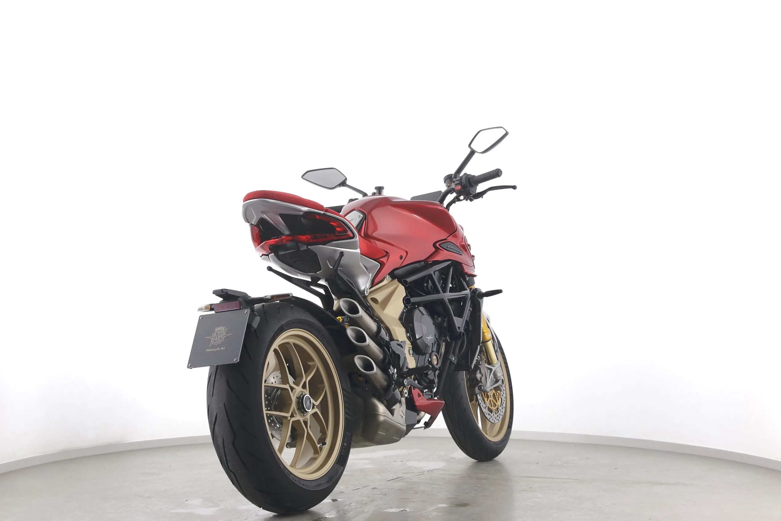 BRUTALE 950 SERIE ORO