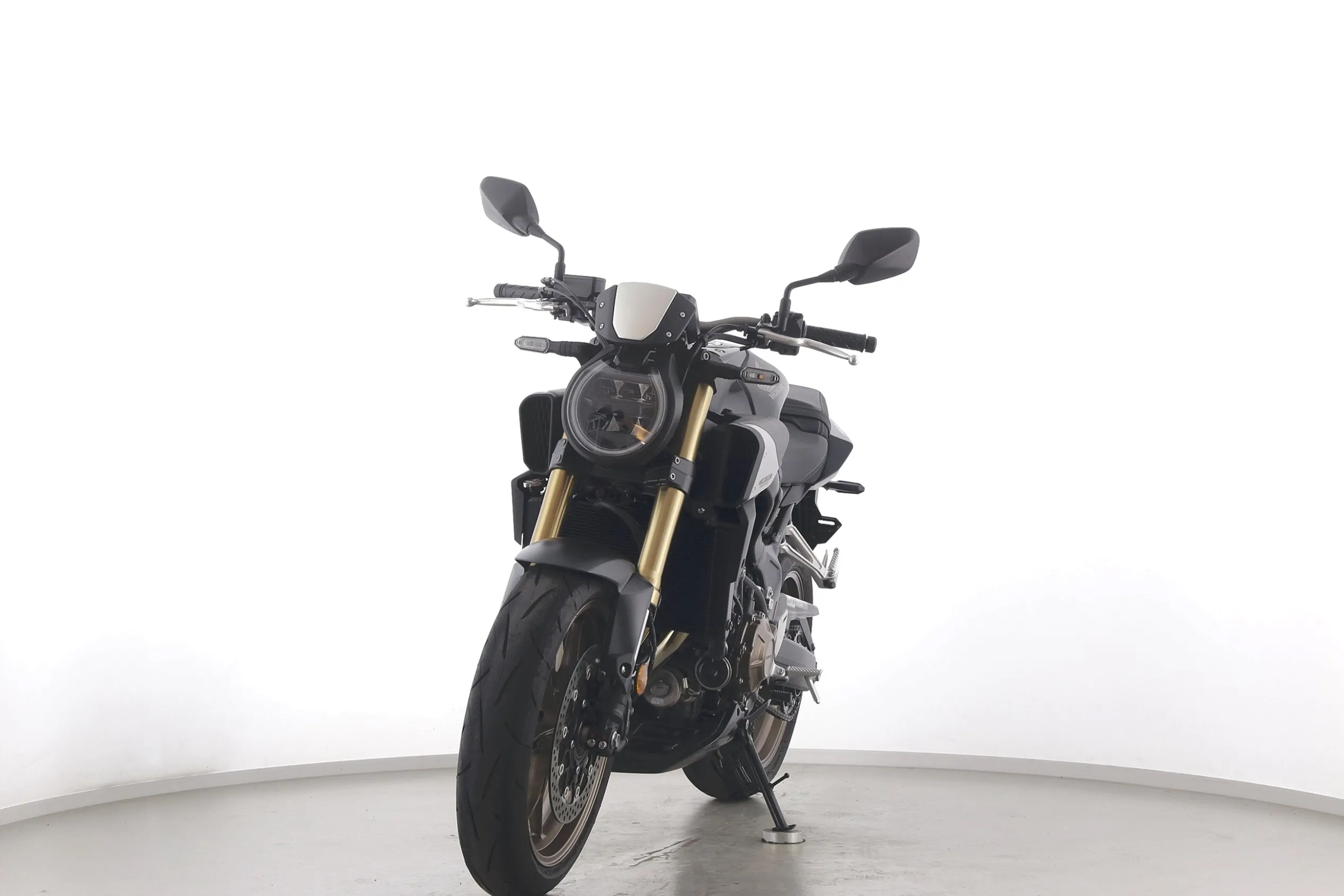 CB 650 R