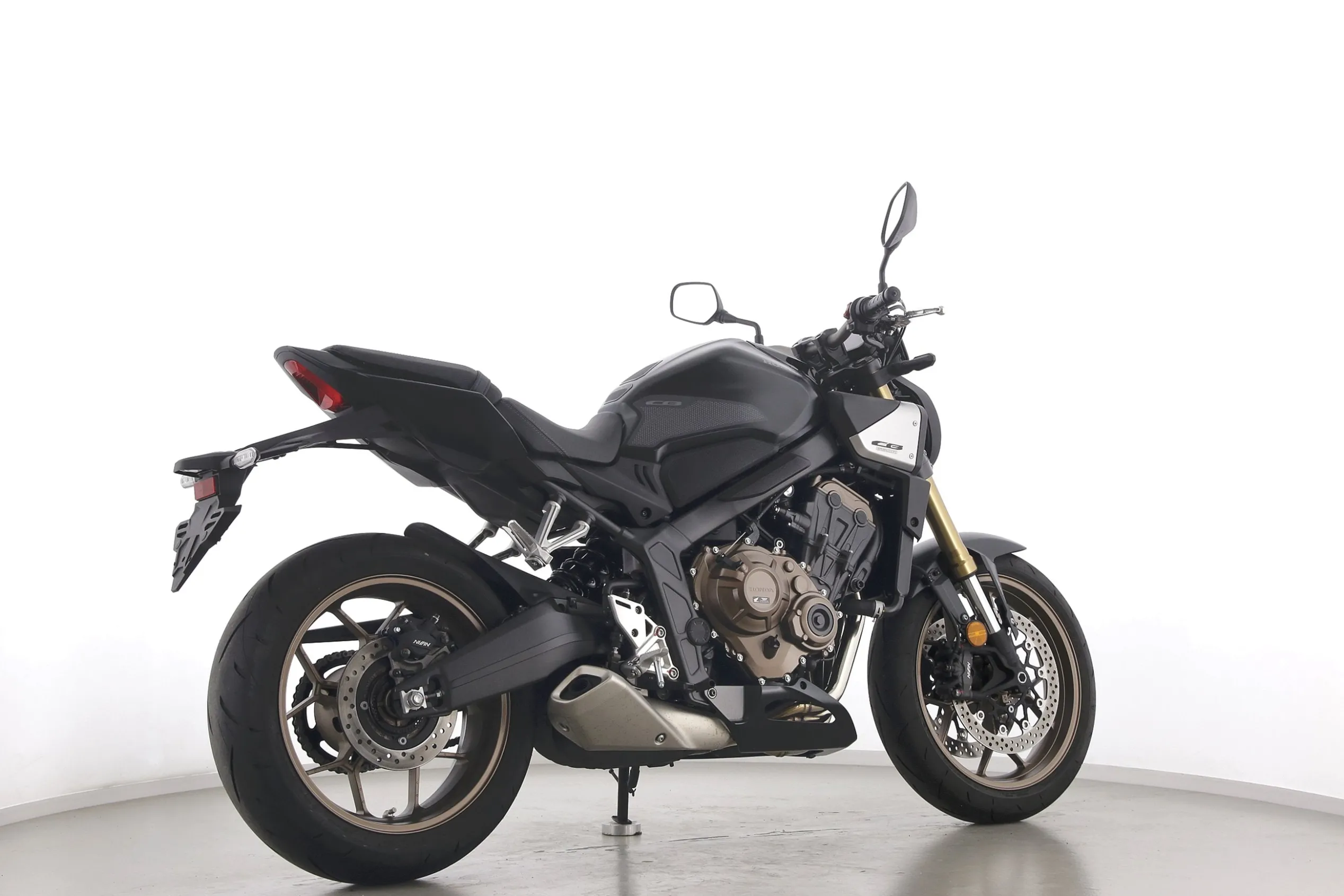 CB 650 R