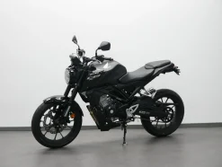 CB 125 R