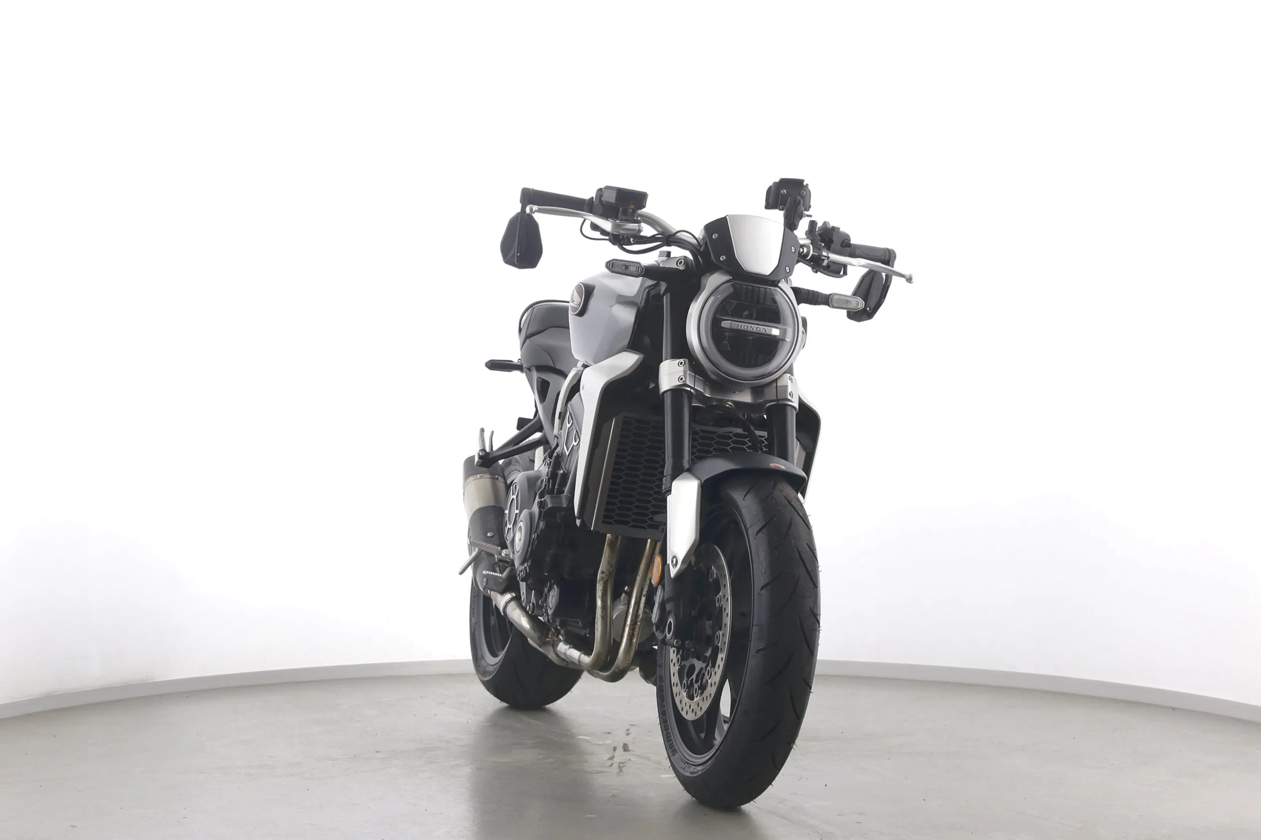 CB 1000 R +