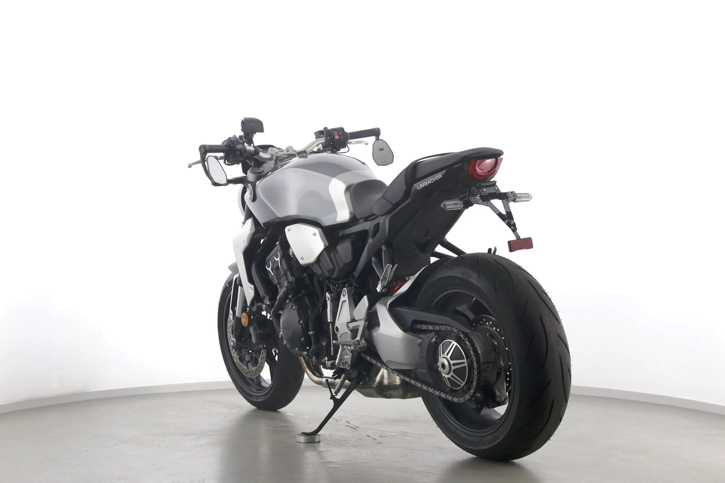 CB 1000 R +