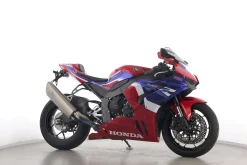 CBR 1000 RR-R FIREBLADE SC82