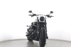 CVO PRO STREET BREAKOUT