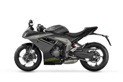 DAYTONA 660