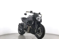 DIAVEL CARBON