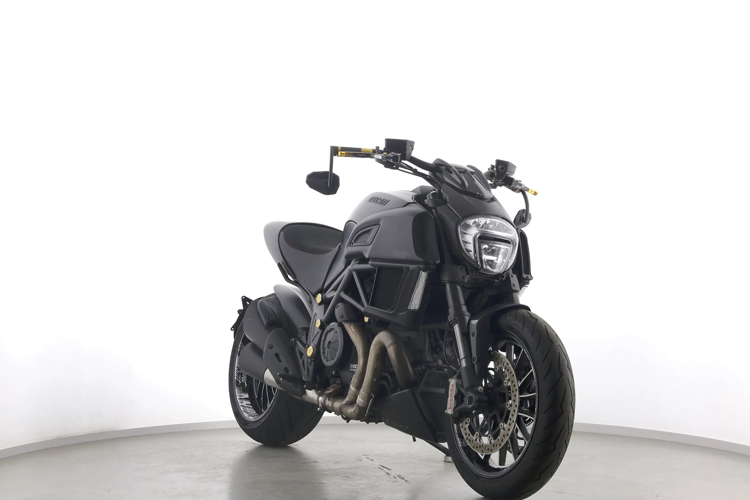 DIAVEL CARBON