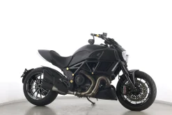 DIAVEL CARBON