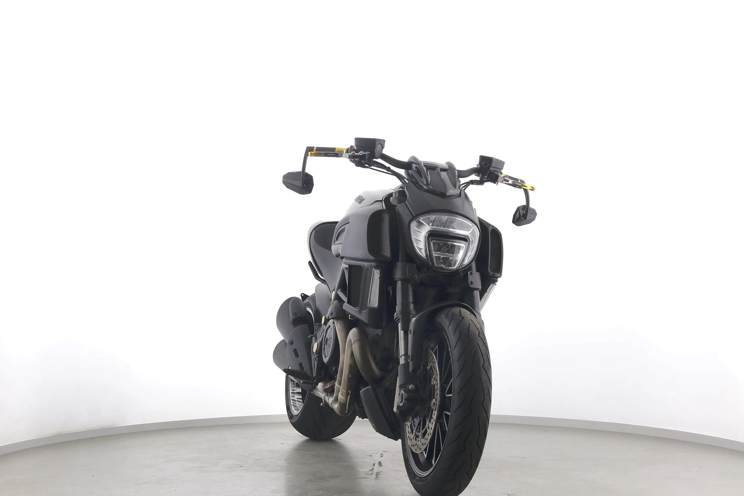 DIAVEL CARBON