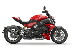DIAVEL V4