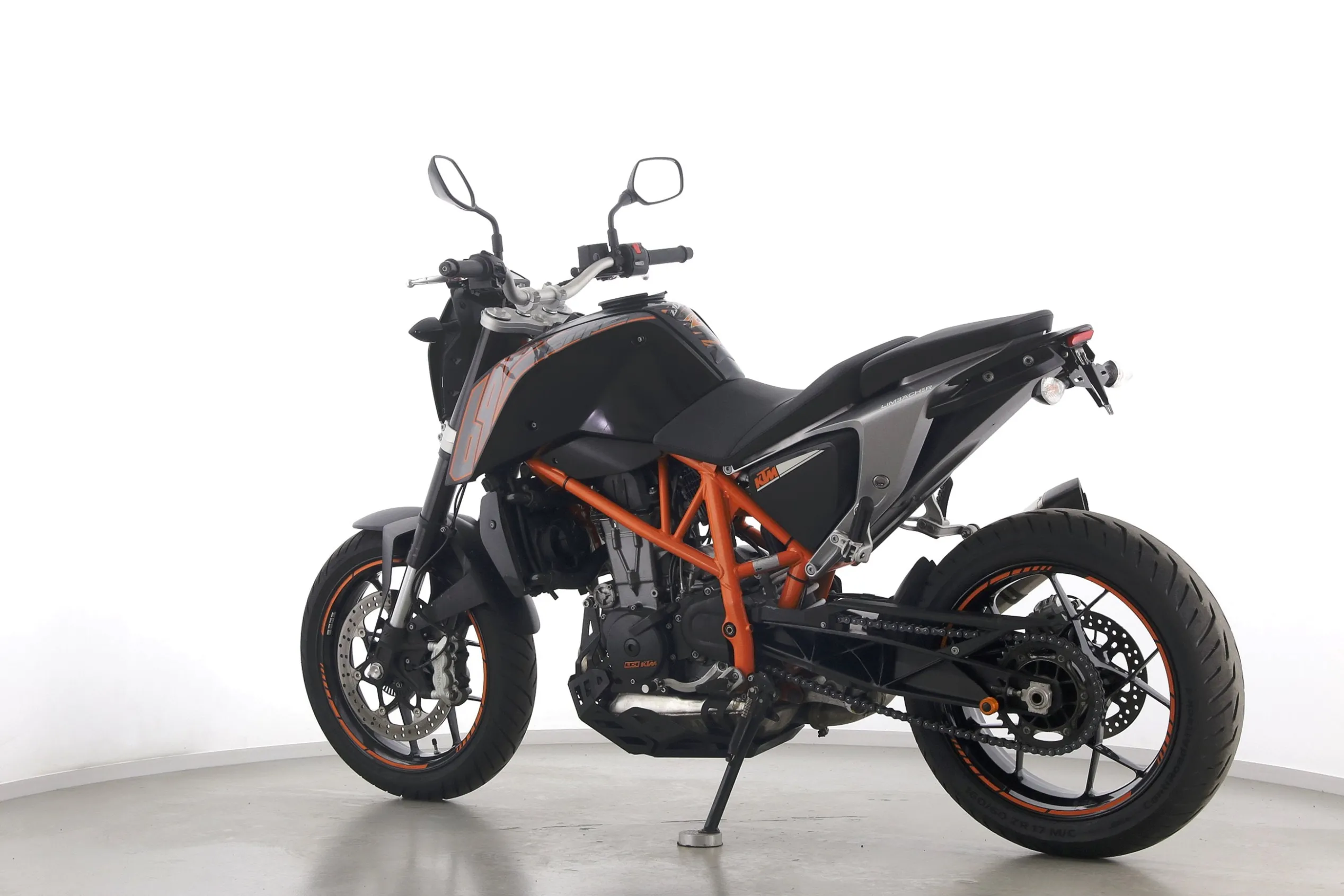 690 DUKE