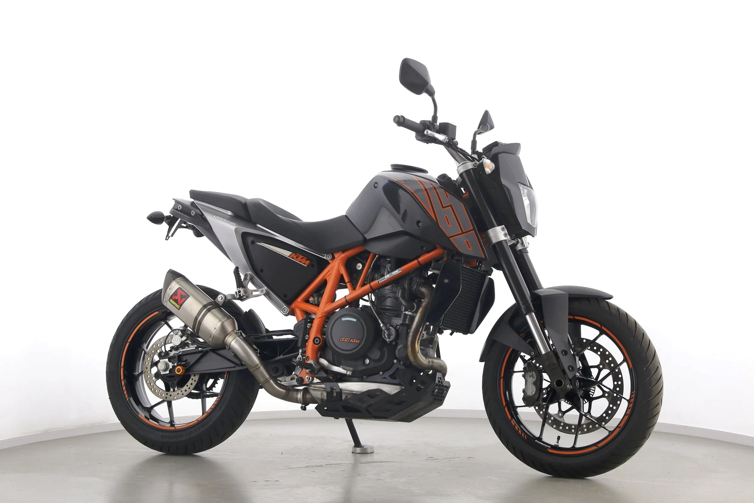 690 DUKE