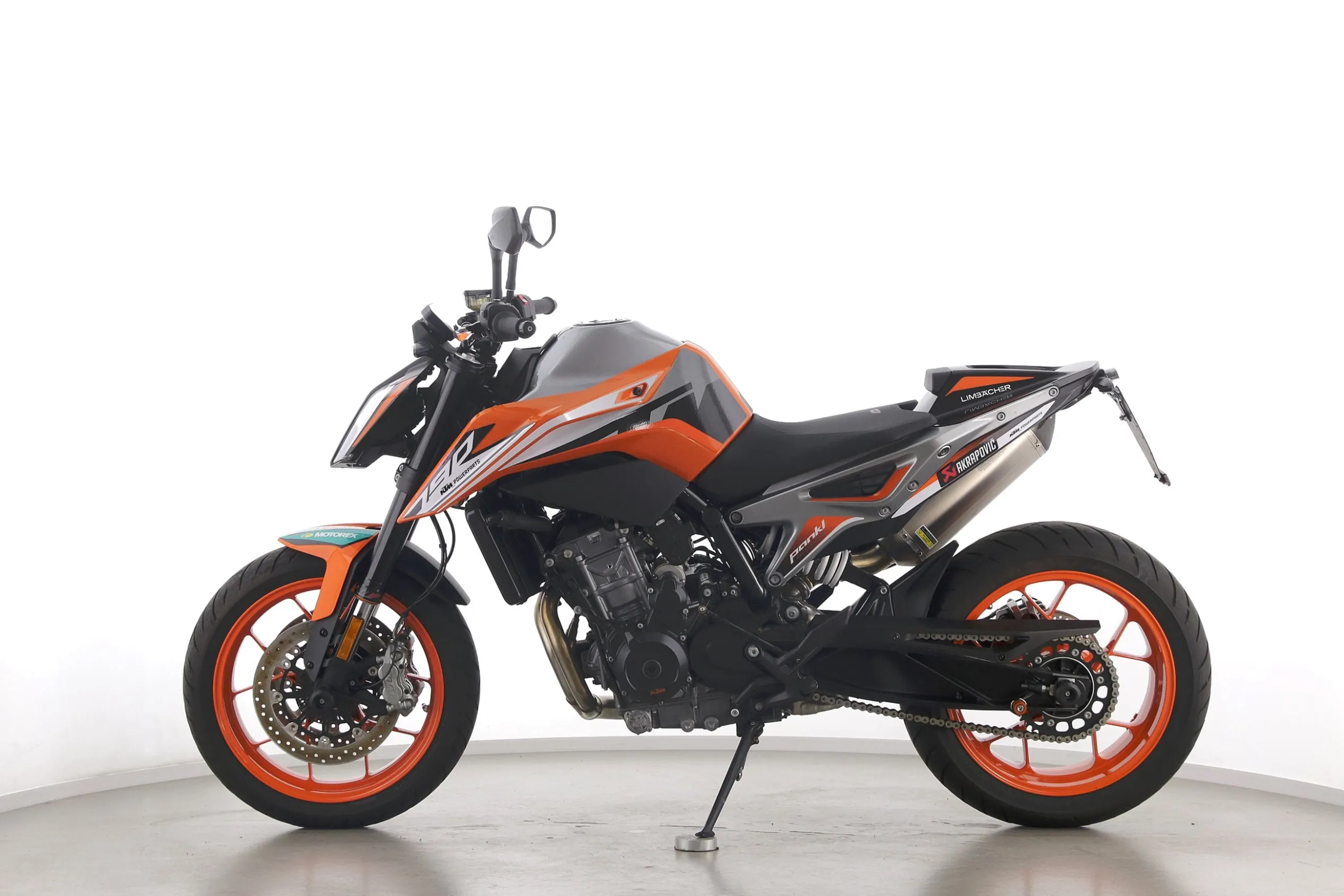 790 DUKE
