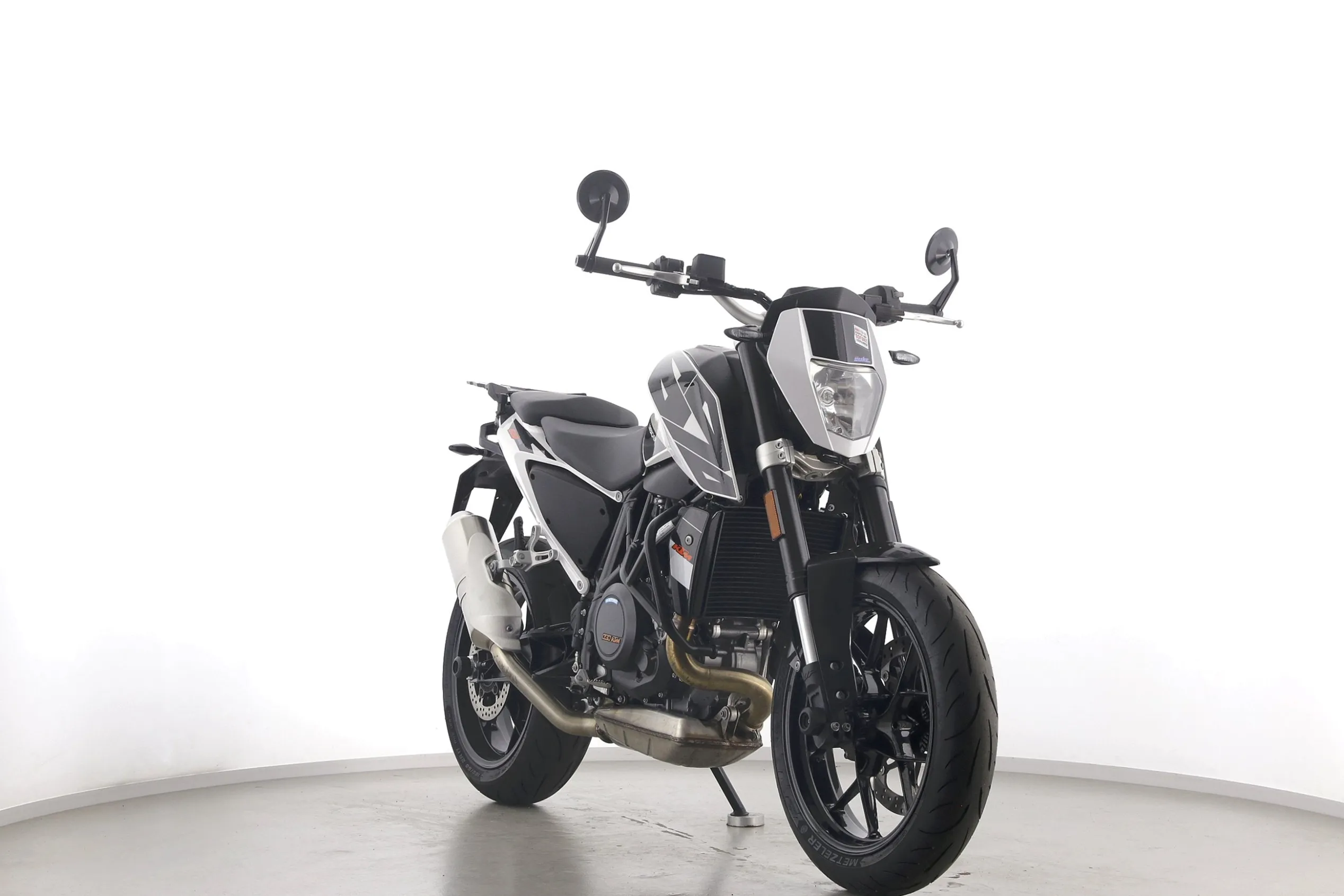 690 DUKE