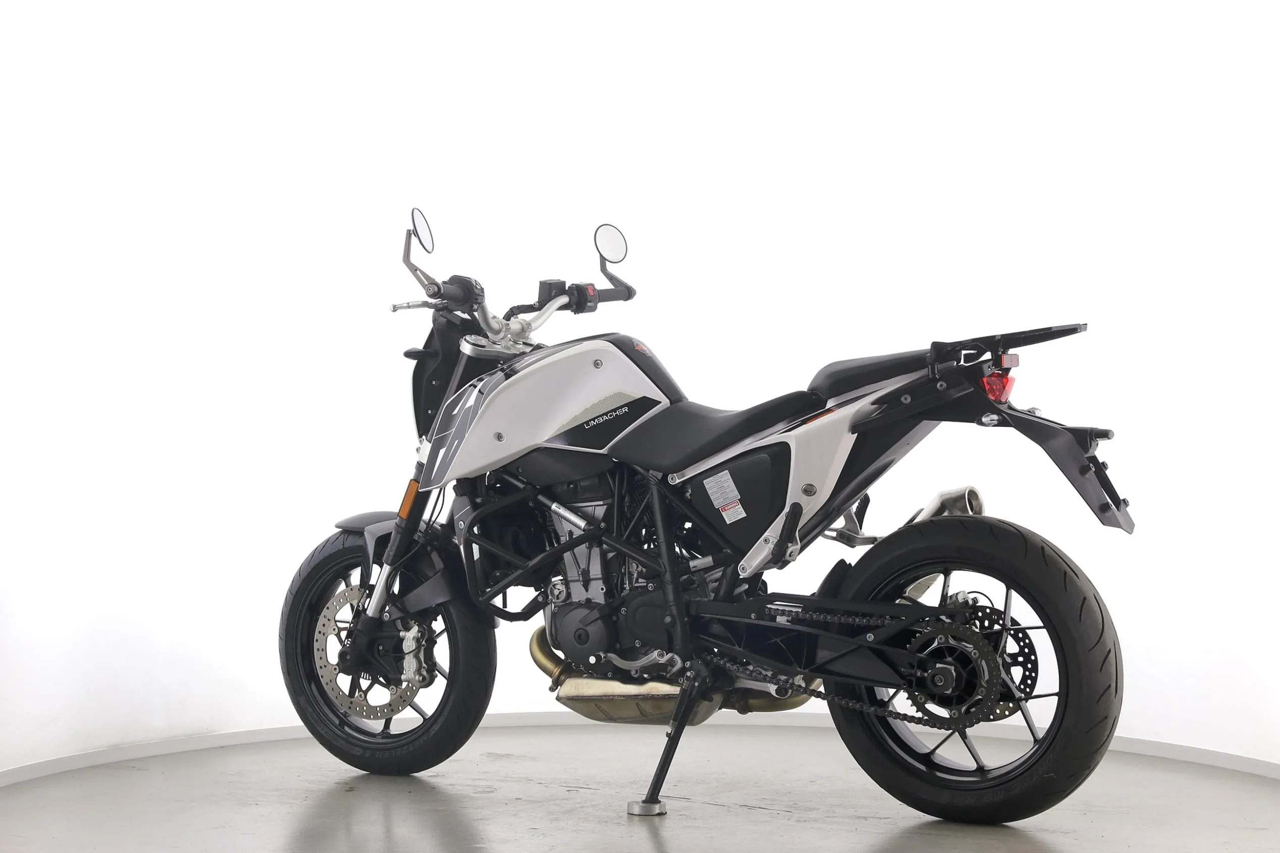 690 DUKE