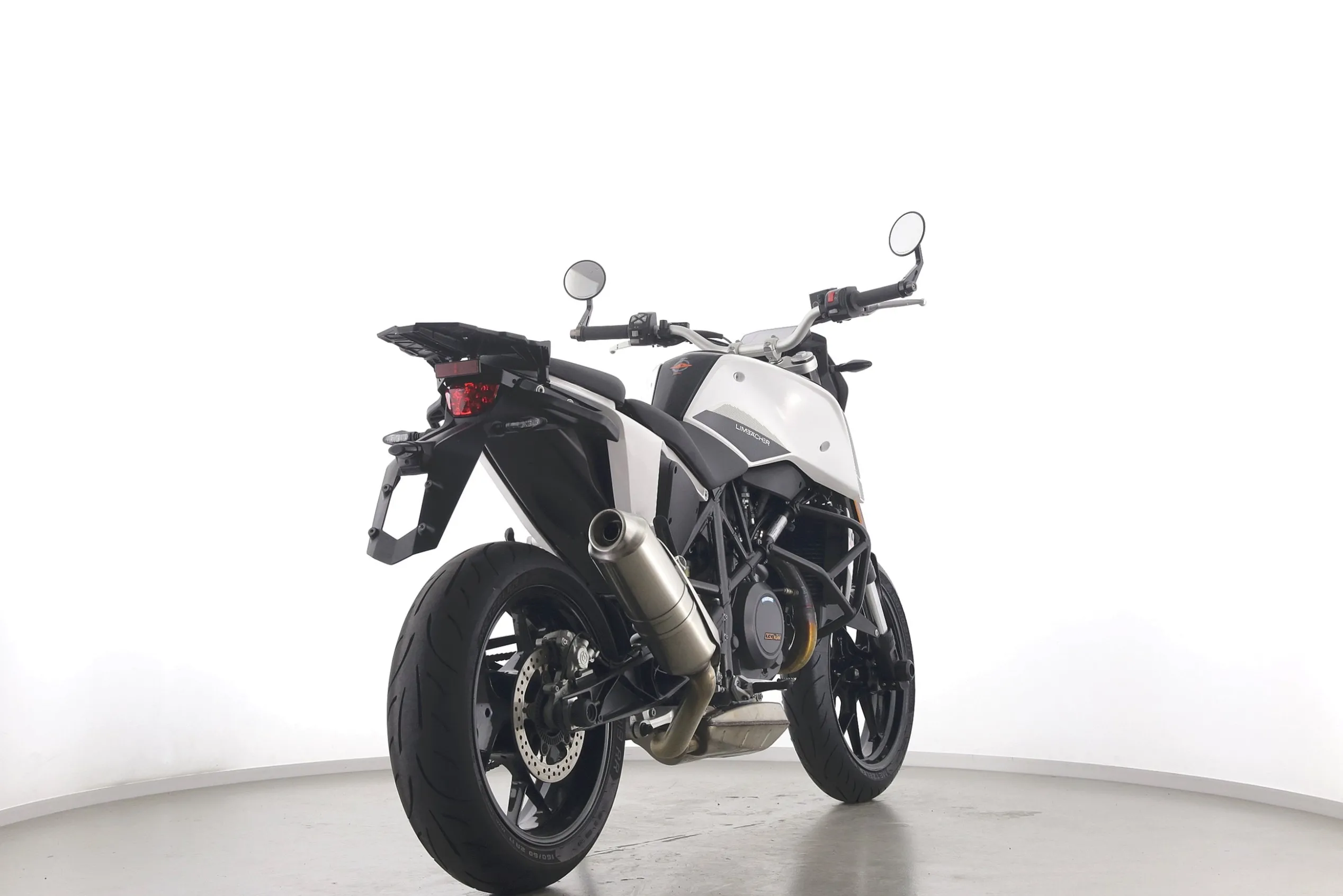 690 DUKE
