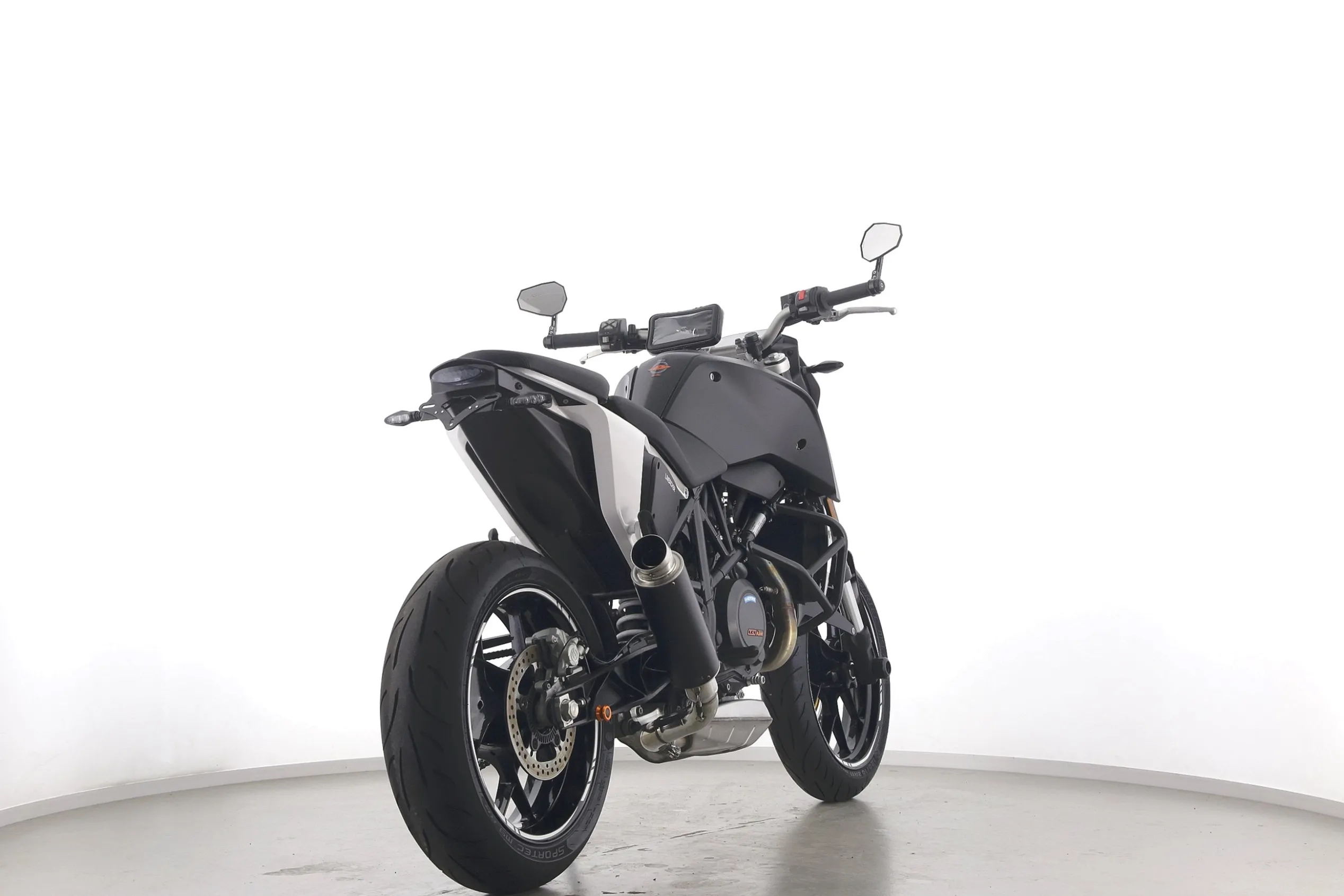 690 DUKE