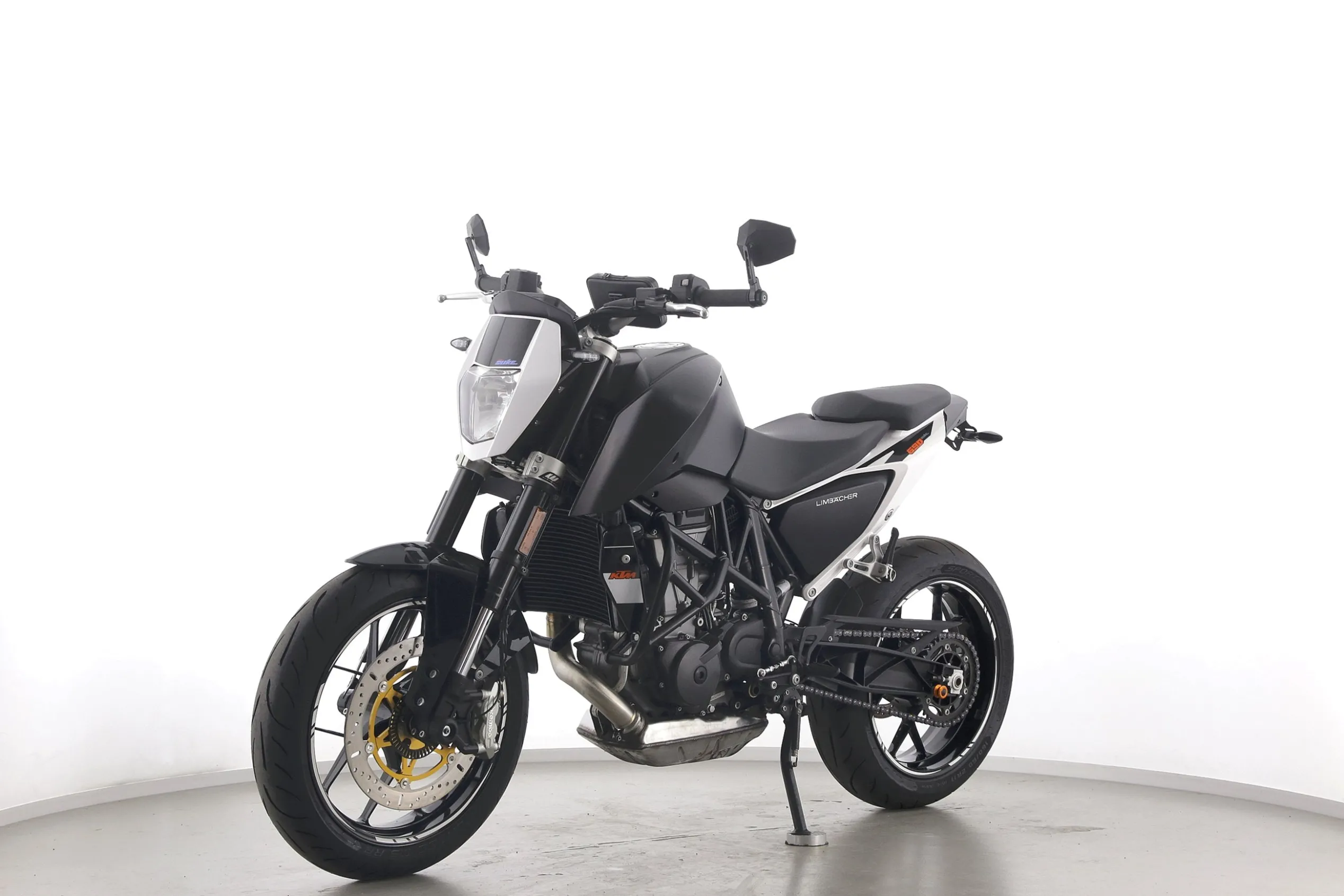 690 DUKE