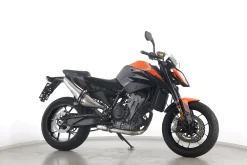 890 DUKE