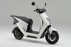 EM1 E