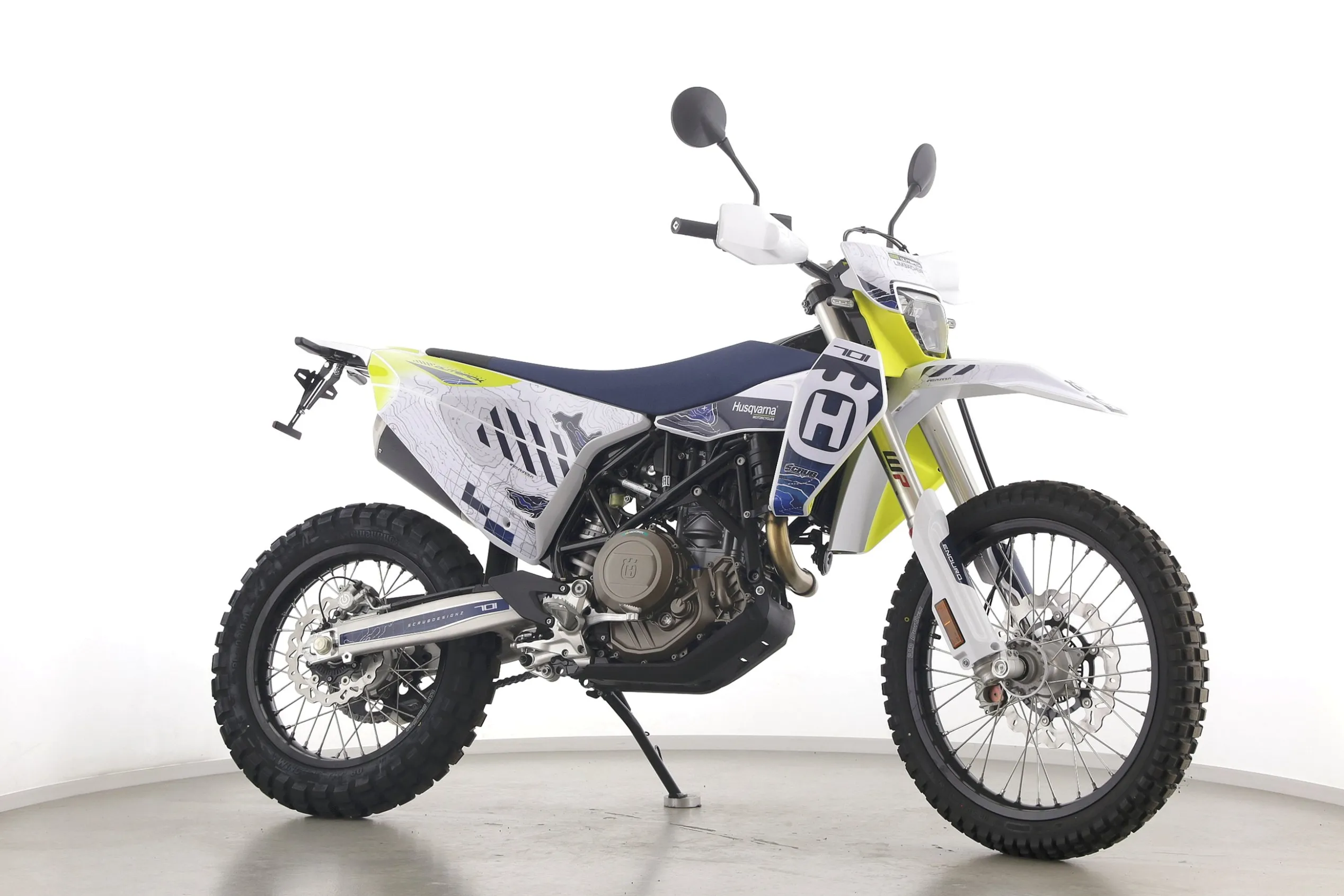 701 ENDURO LLC