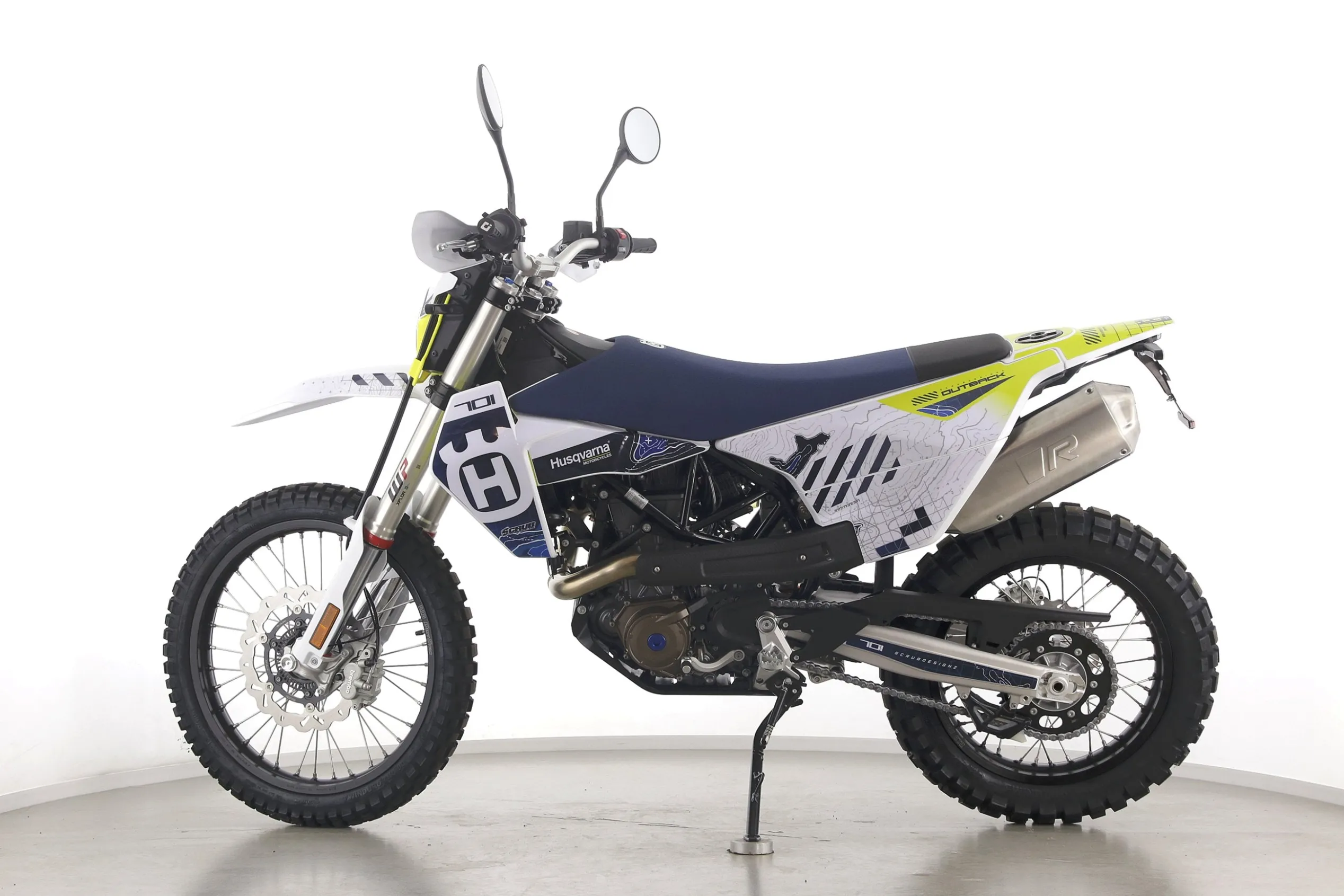 701 ENDURO LLC