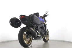 FZ 8 N
