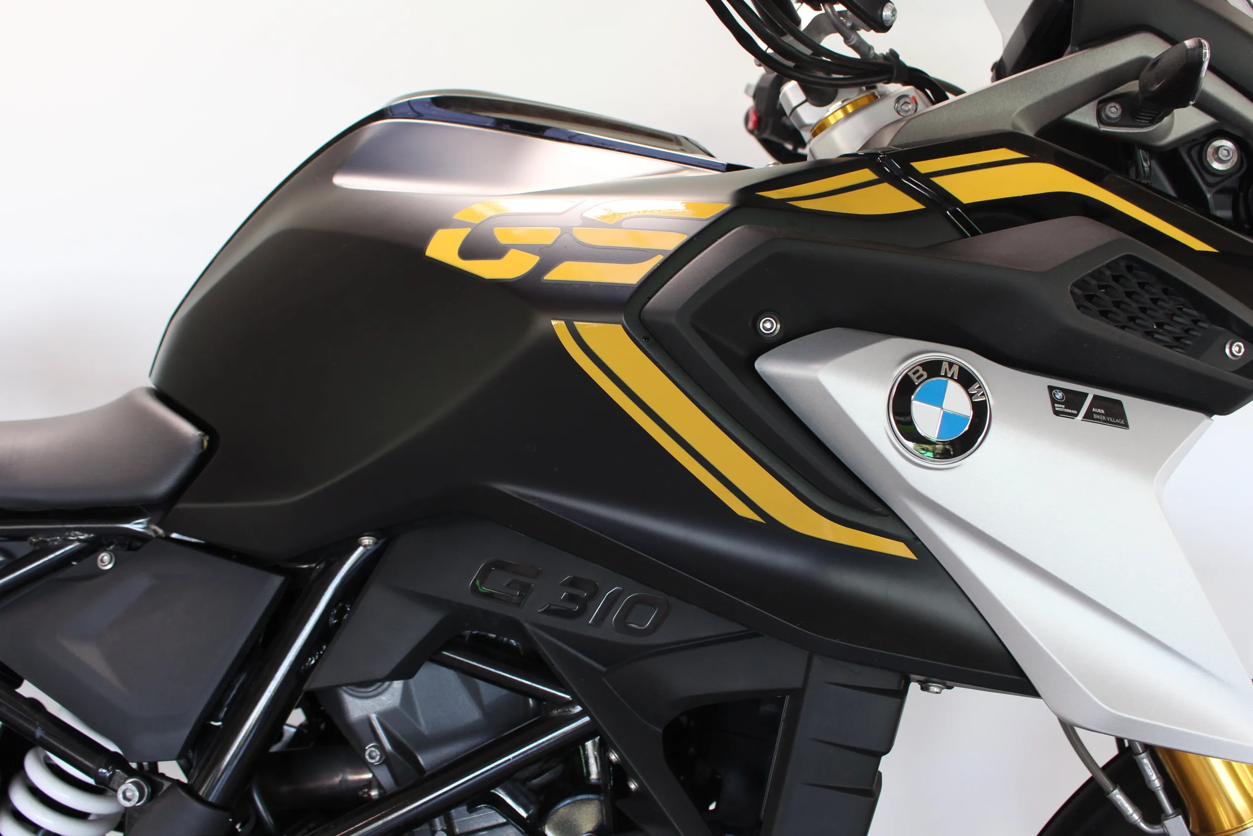 G 310 GS