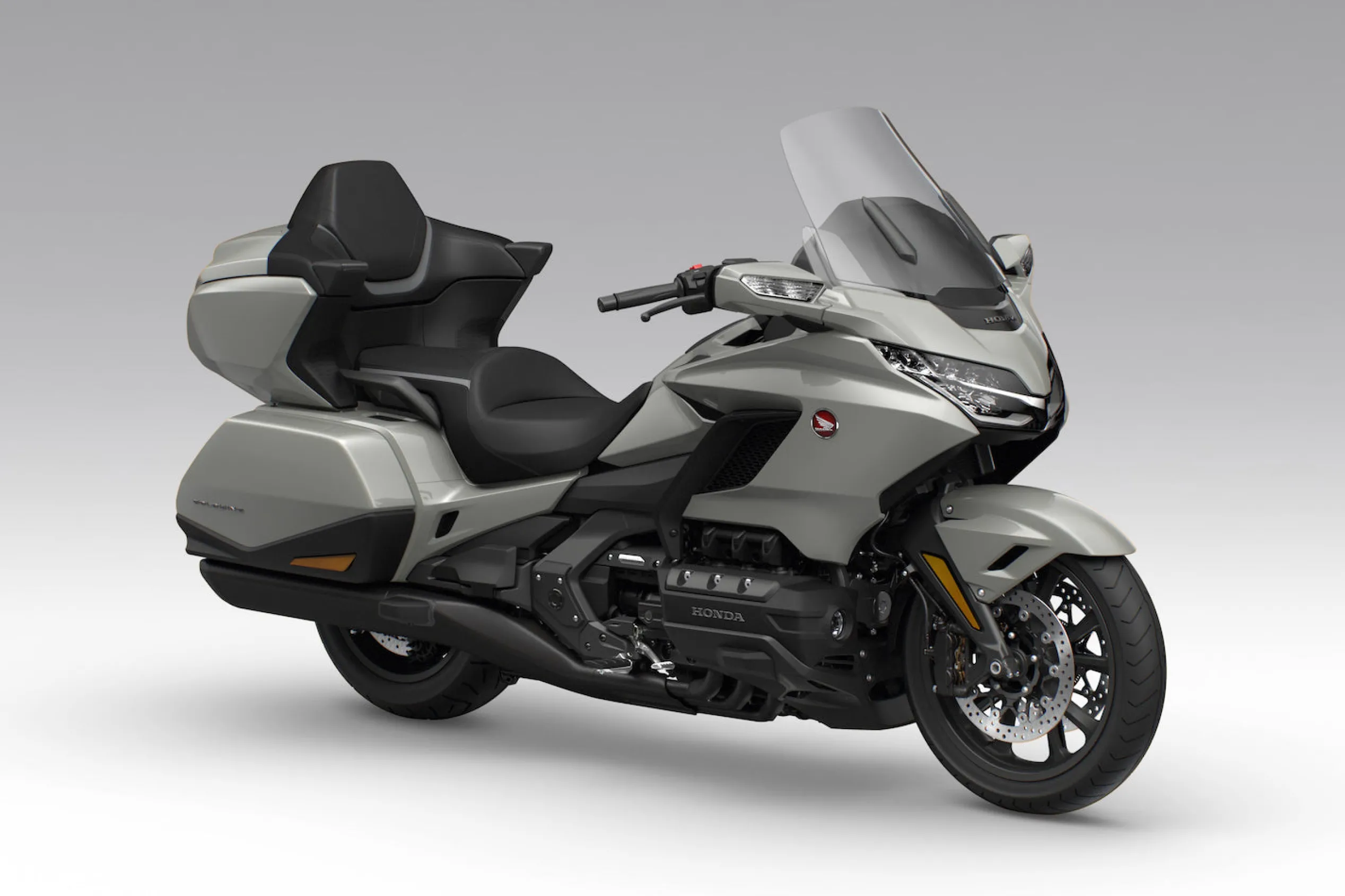 GL 1800 GOLDWING TOUR DCT