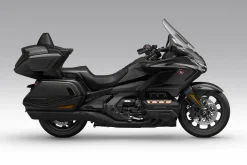 GL 1800 GOLD WING TOUR DCT
