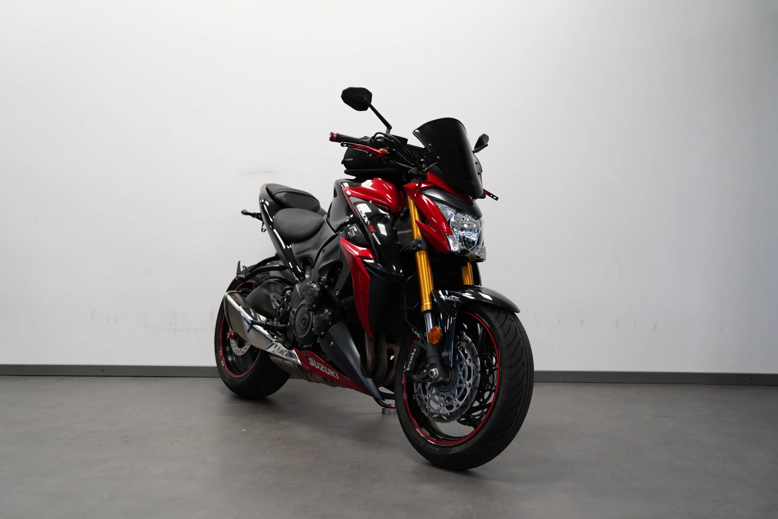 GSX S 1000