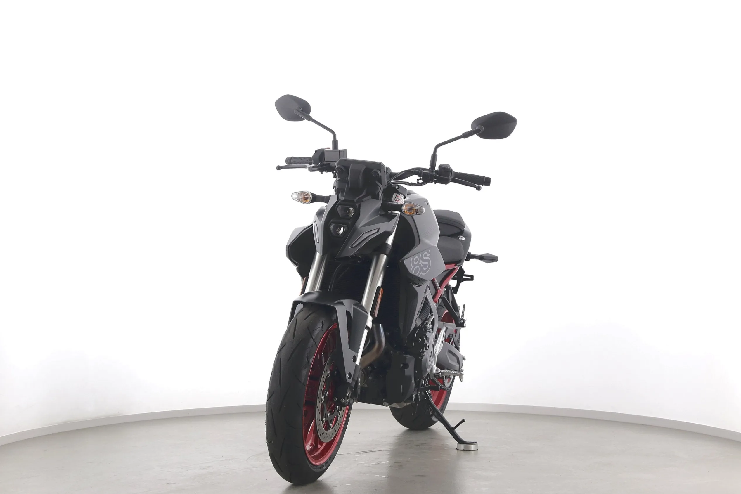 GSX 8 S