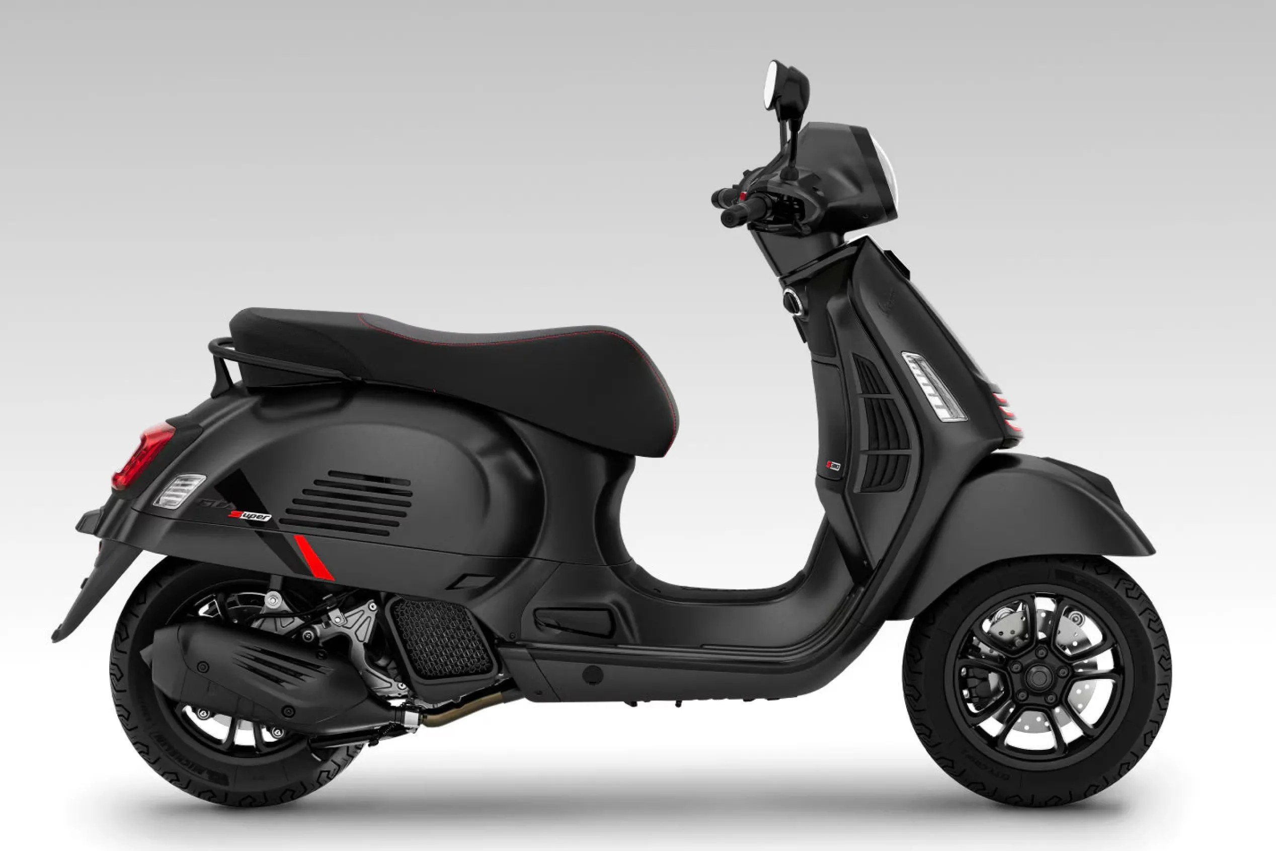GTS SUPERSPORT 125