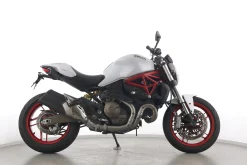 MONSTER 821