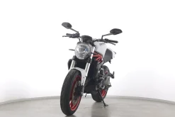 MONSTER 821