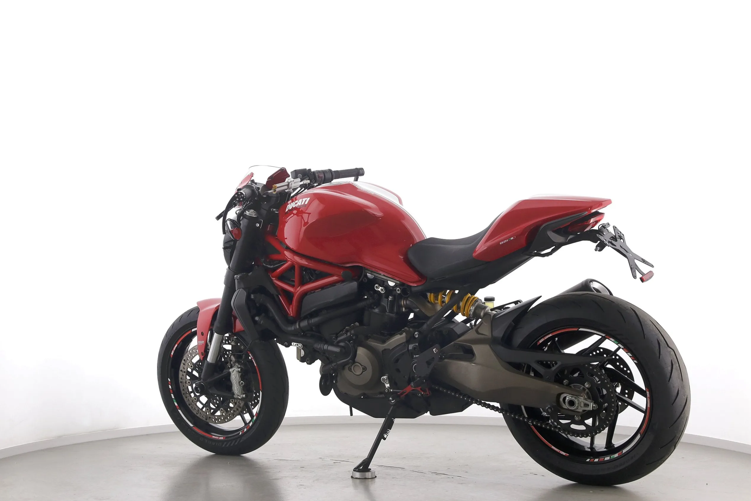 MONSTER 821 STRIPES