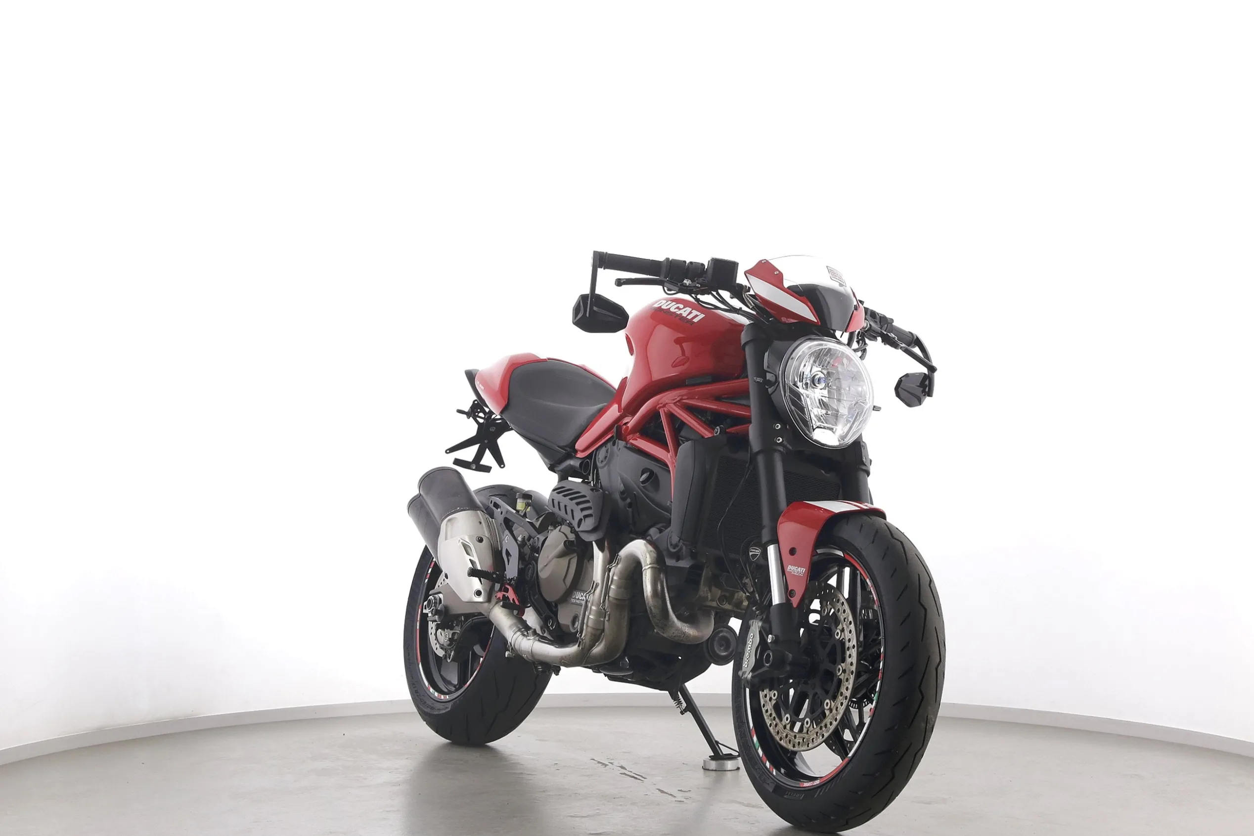 MONSTER 821 STRIPES