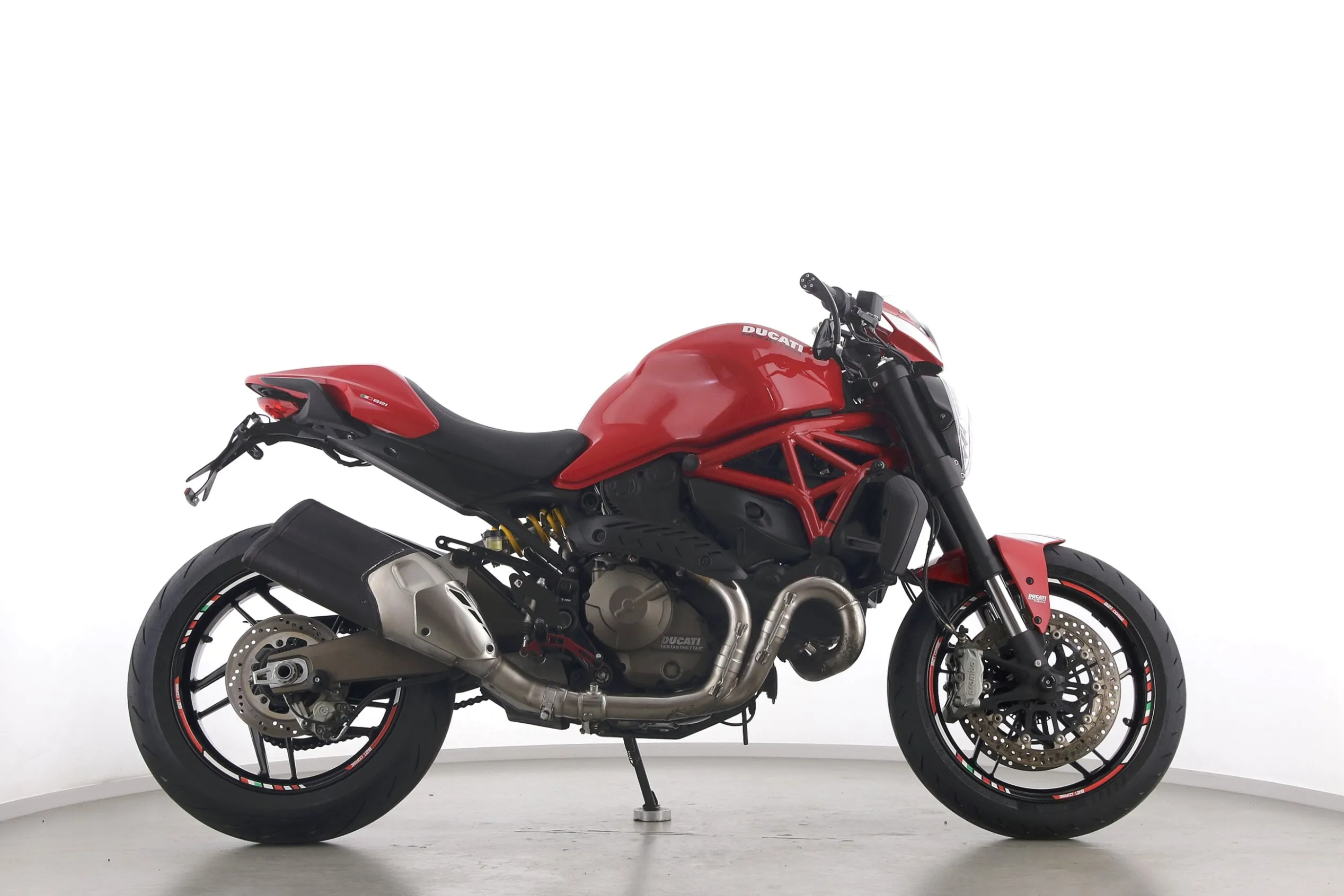 MONSTER 821 STRIPES