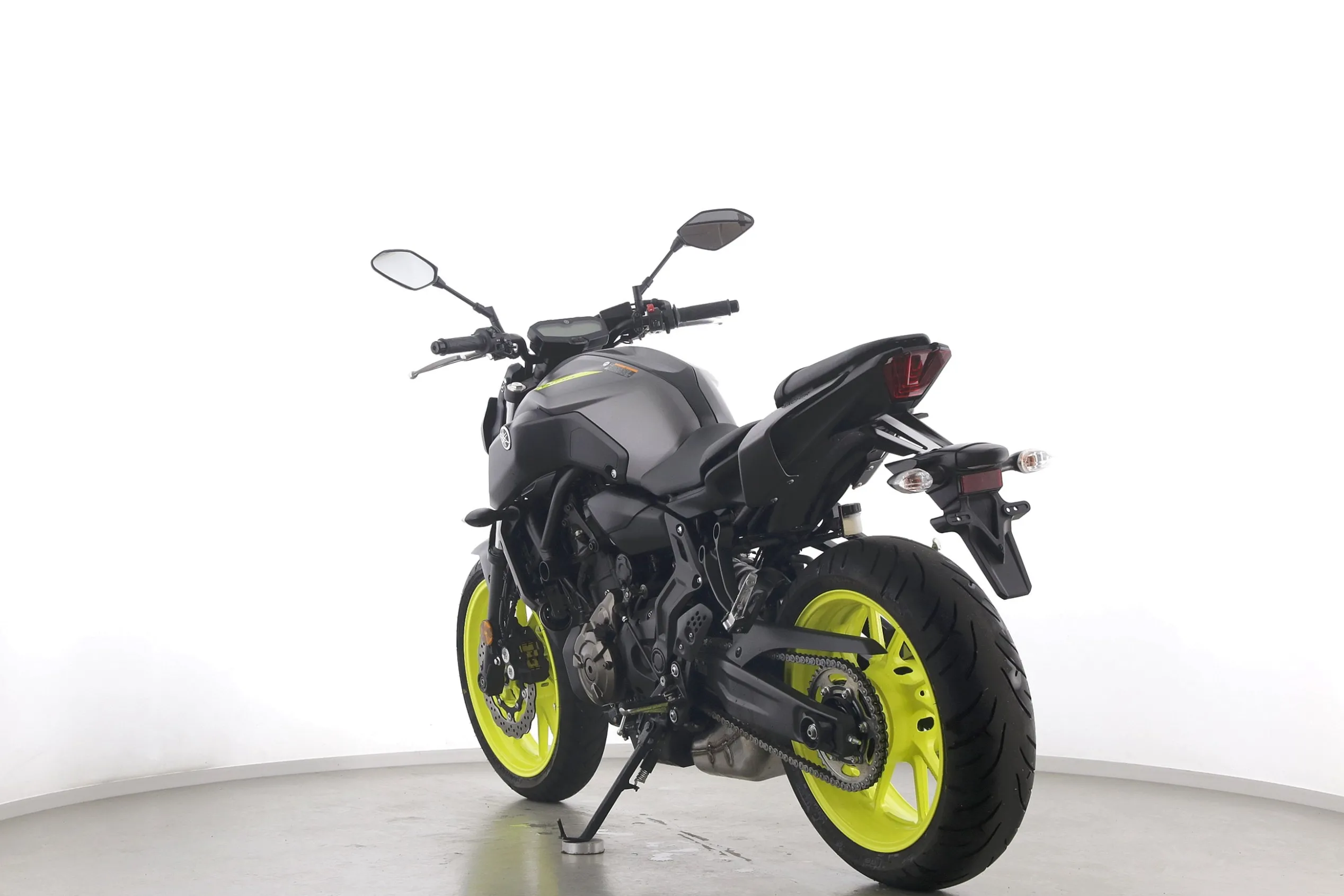 MT 07