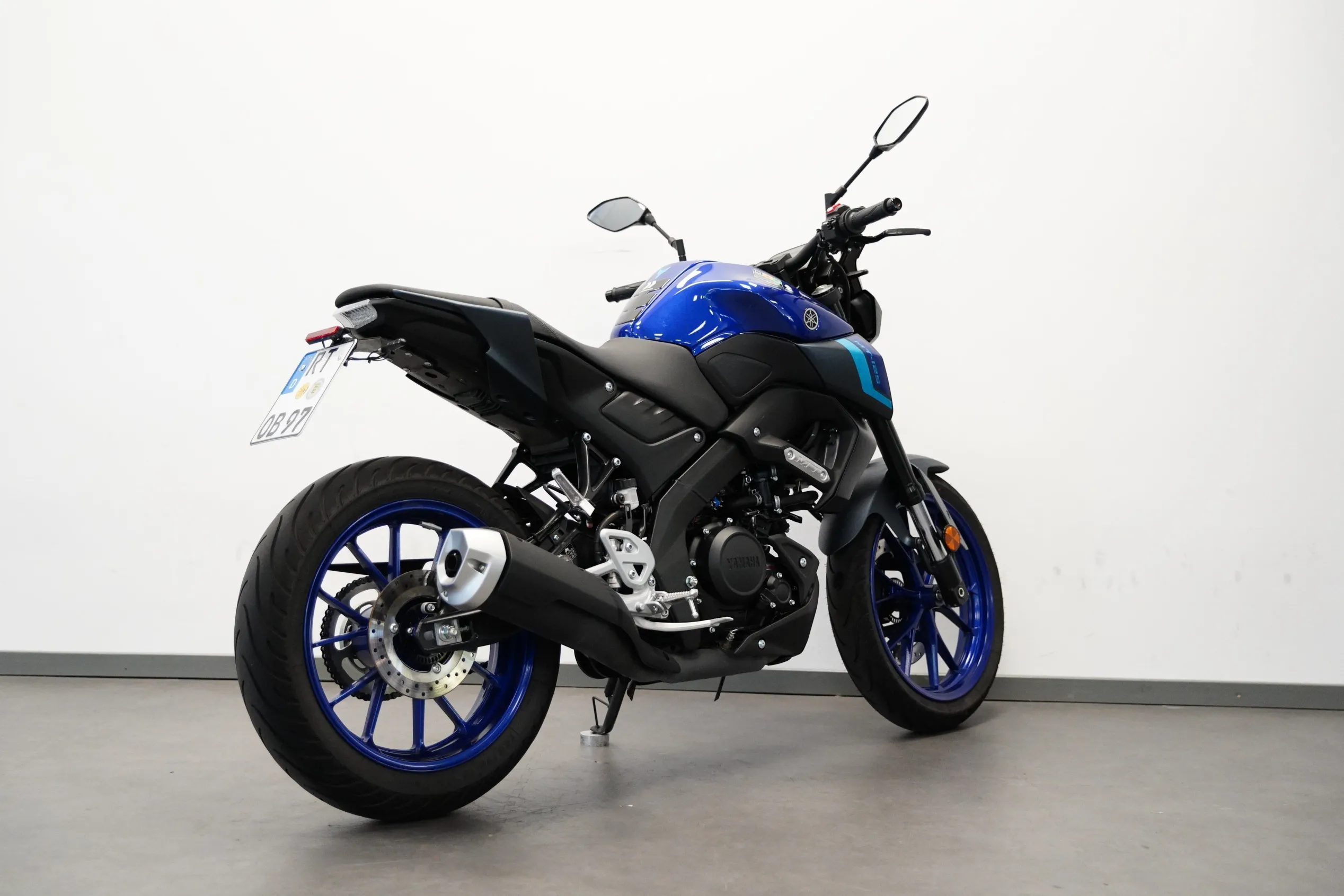 MT 125
