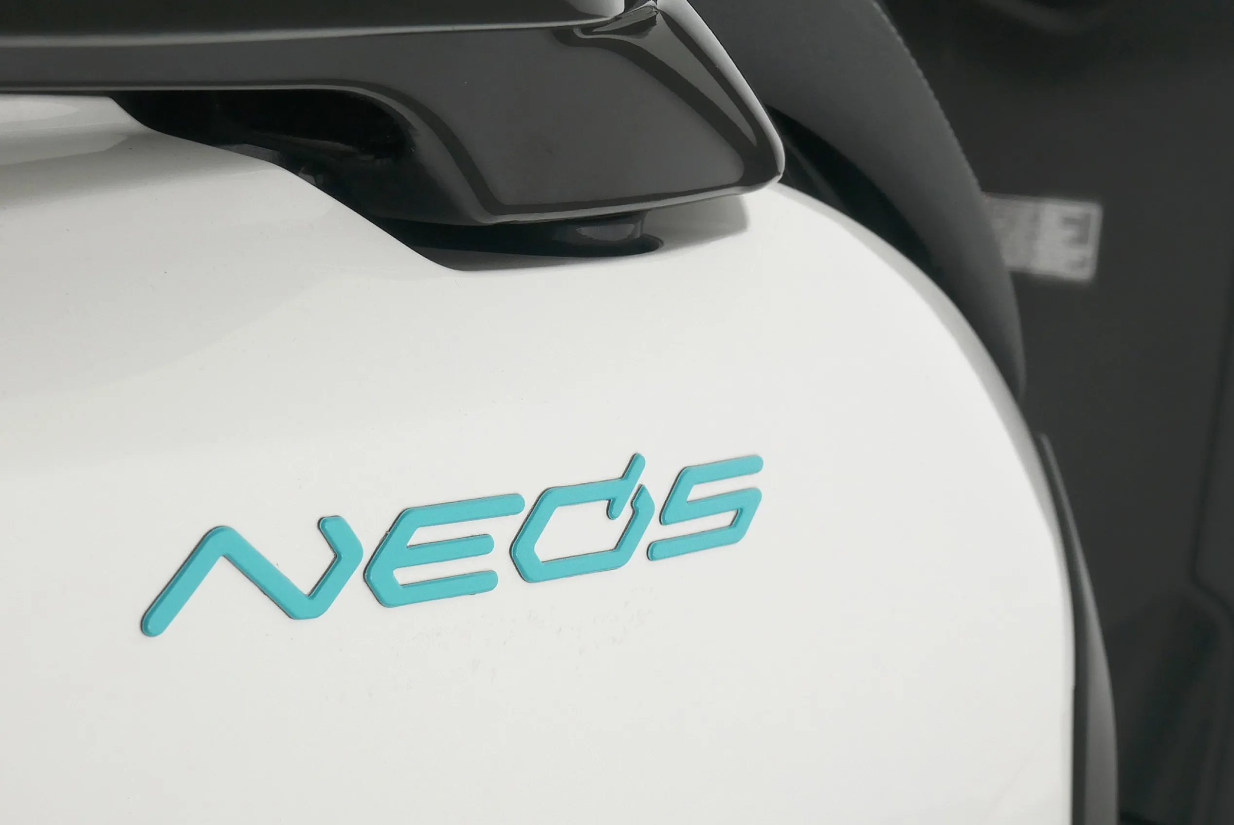 NEO'S