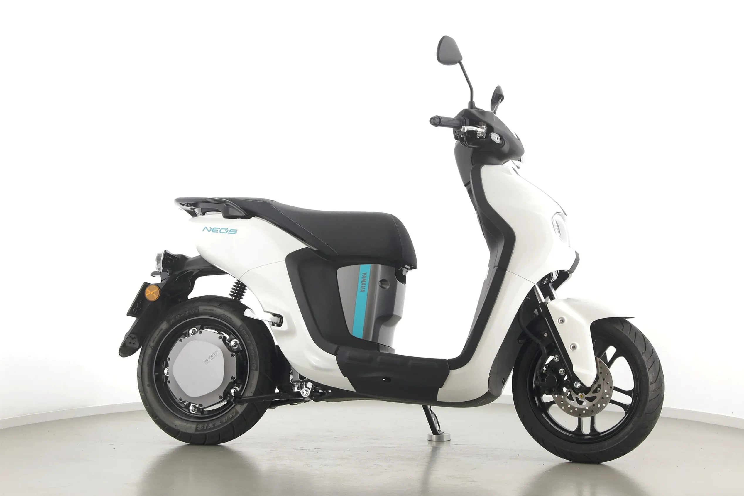 NEO'S DUAL BATTERY