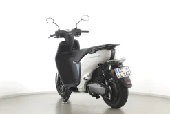 NEO'S DUAL BATTERY