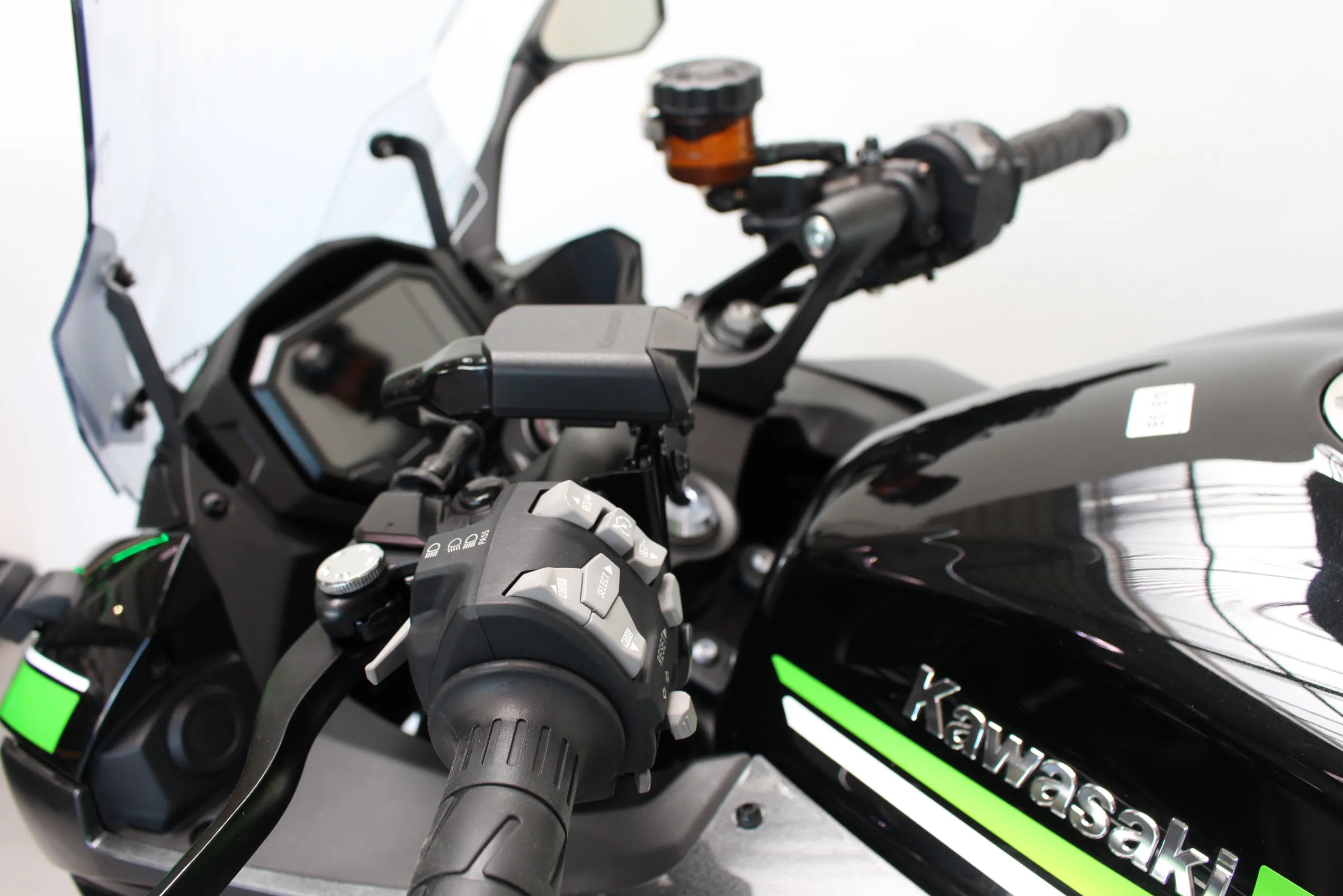 NINJA 1100 SX