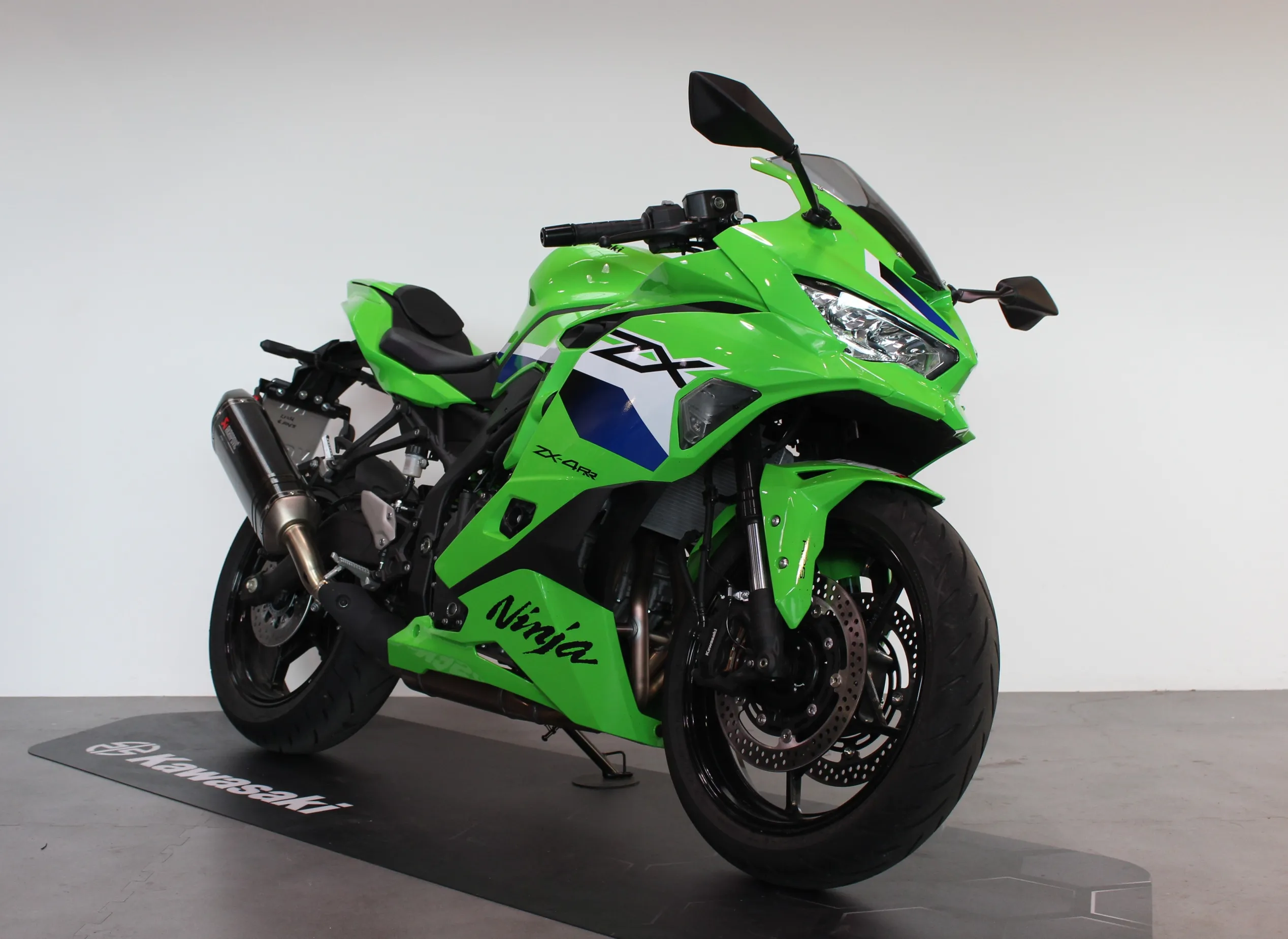 NINJA ZX 4 RR PERFORMANCE
